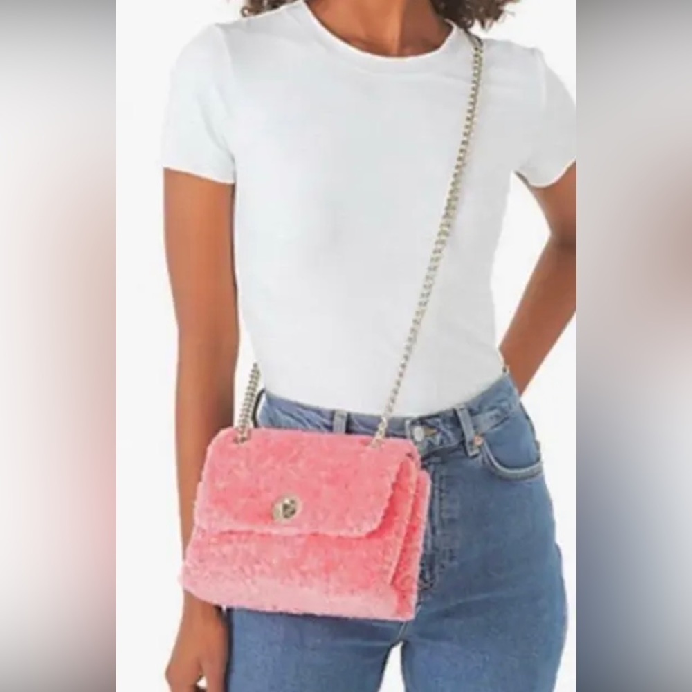 KATE SPADE NATALIA FAUX FUR SMALL FLAP CROSSBODY BRIGHT BLUSH EUC - Picture 1 of 8